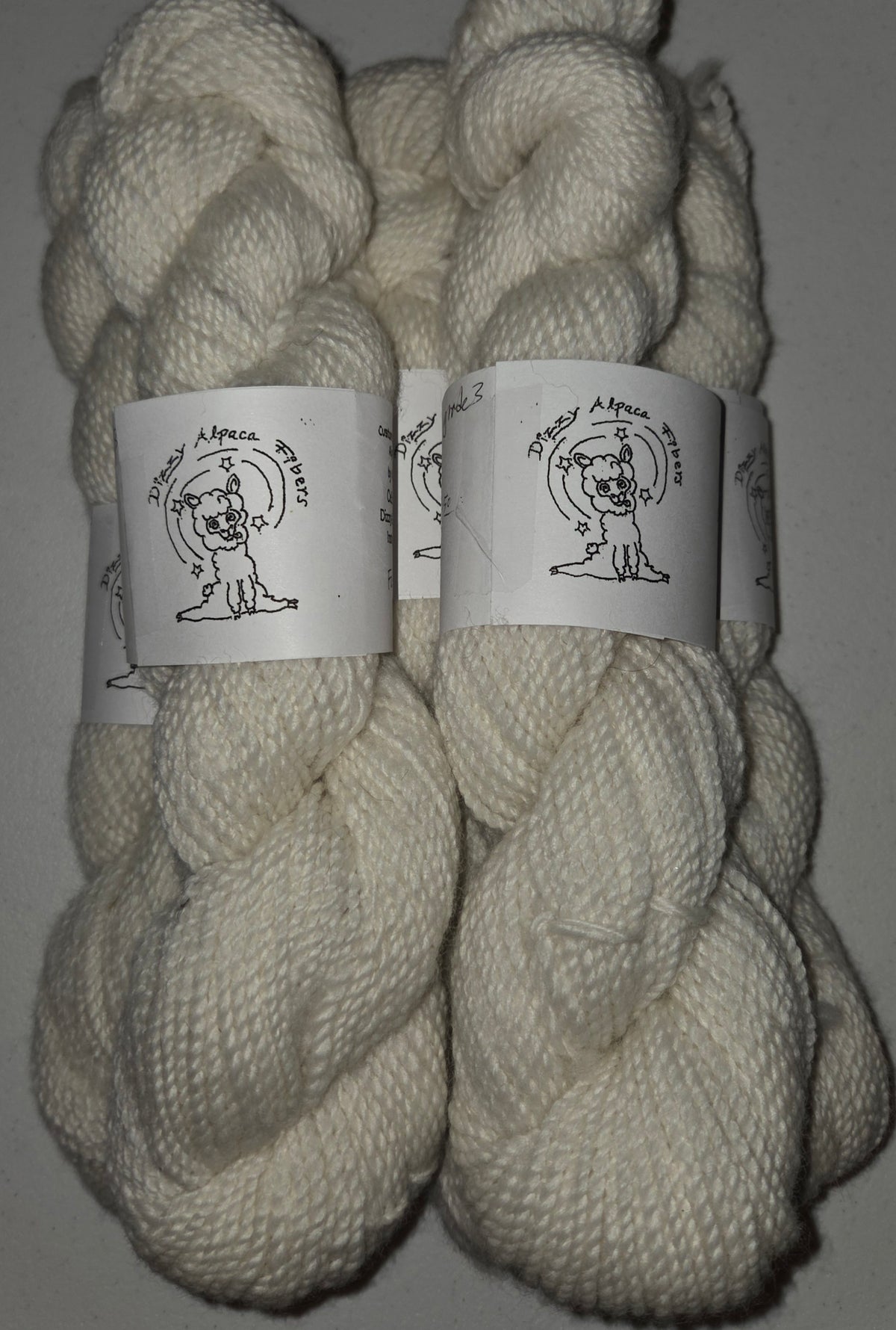 100%Alpaca Yarn white