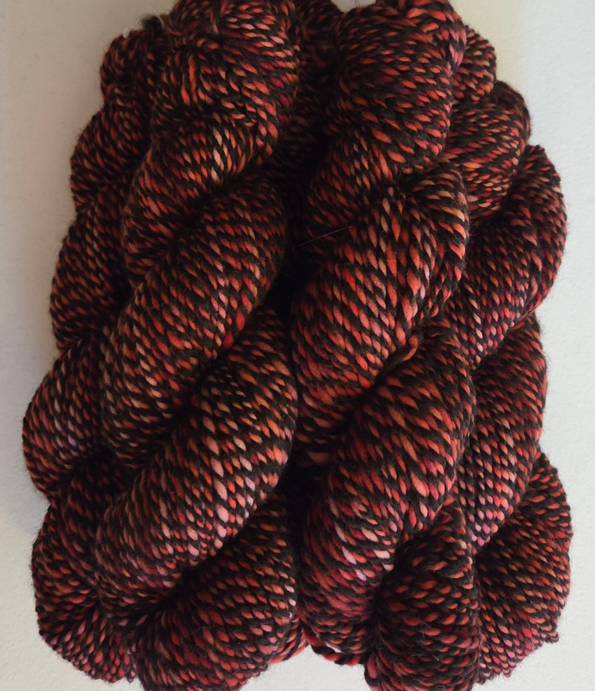 Alpaca/merino Handspun Yarn black & red